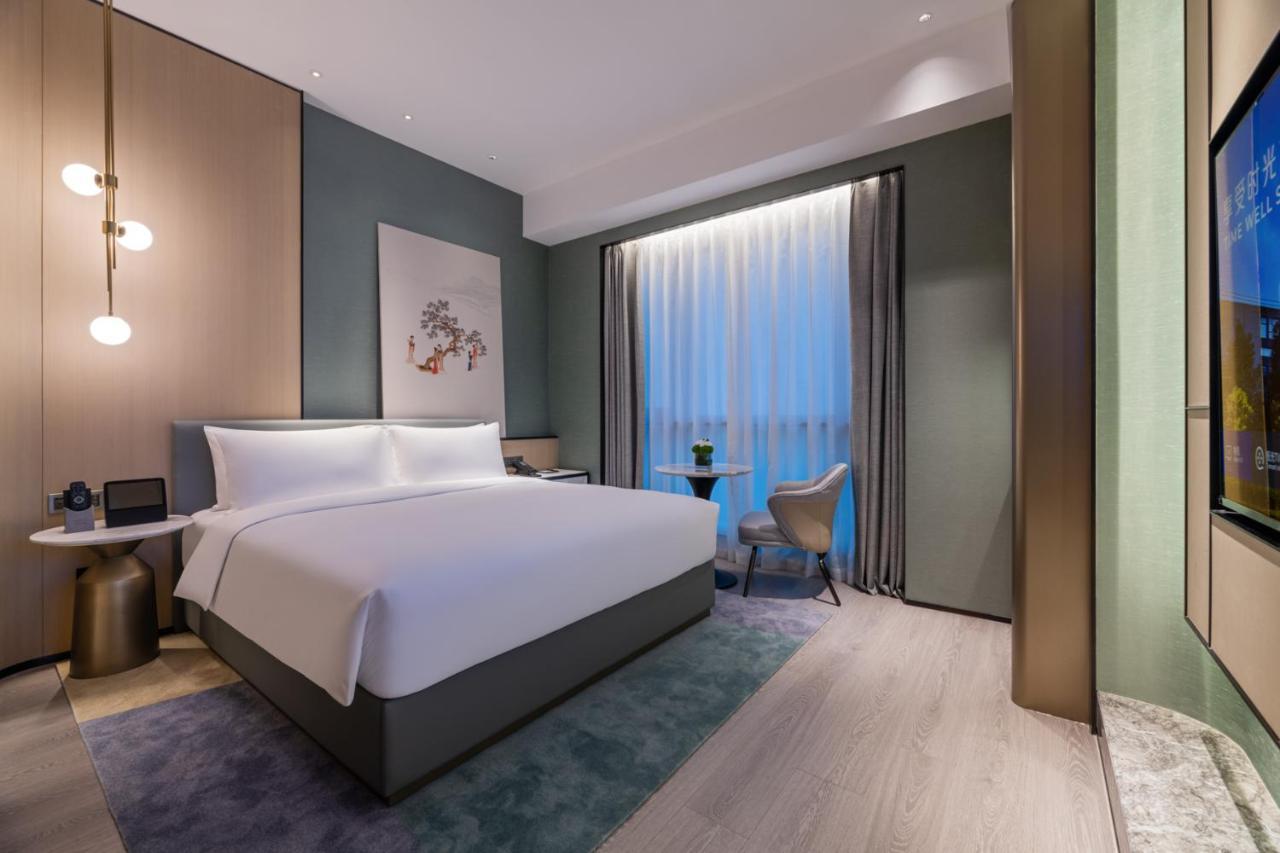 Novotel Shanghai Caohejing Exteriör bild